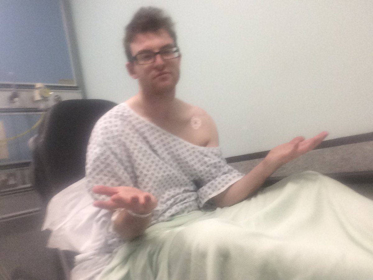 93_smithereens's tweet image. How nights out with @thelangcat used to end // how they end now

#regenerate