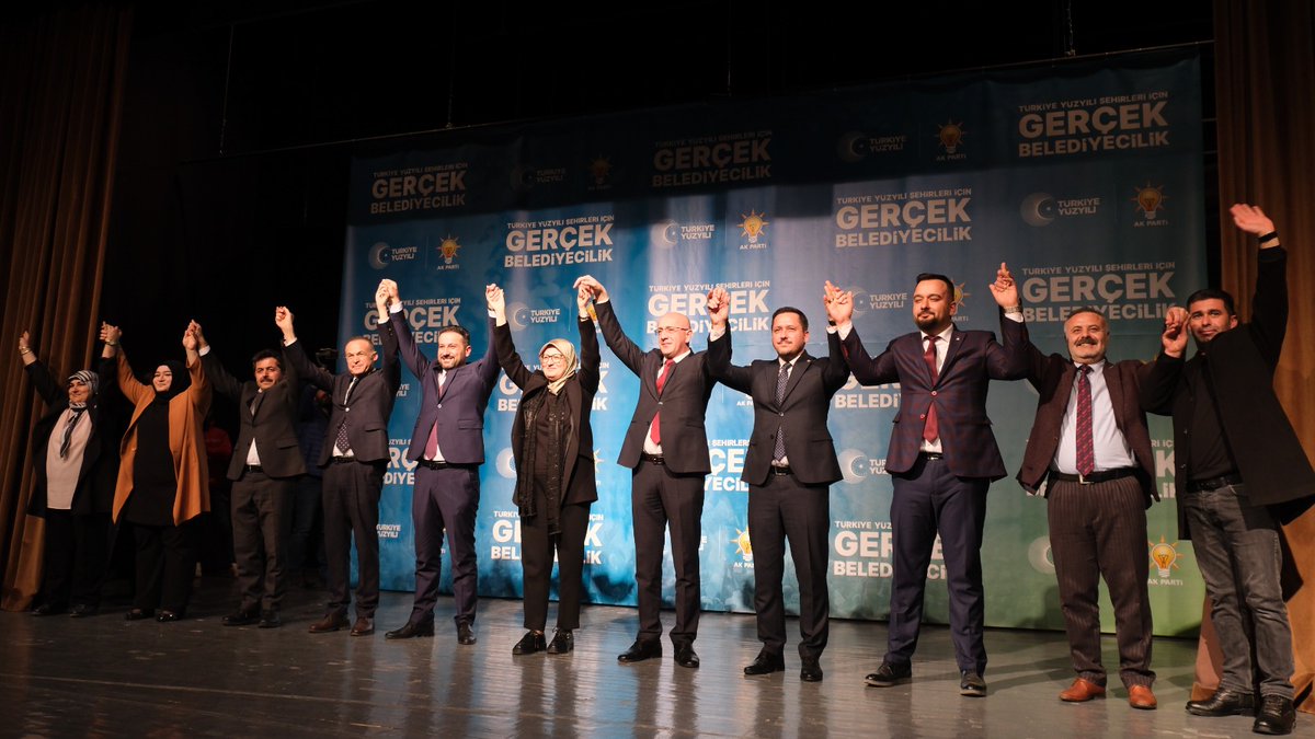 AvMuratzt202370's tweet photo. ADAY TANITIM TOPLANTIMIZI GERÇEKLEŞTİRDİK 
AK Parti aday tanıtım toplantımızı coşkulu bir şekilde gerçekleştirdik. 
HAZIRIZ, KARARLIYIZ!
#karaman #karamanbelediyesi #yenidenkaraman #mevlütakgün #hazırızkararlıyız #türkiyeyüzyılı https://t.co/mciyc4rFqF