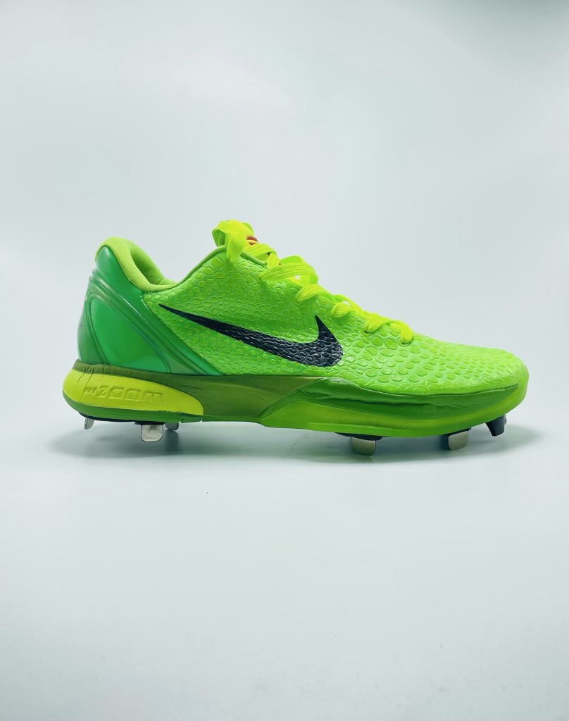 kobe baseball cleats