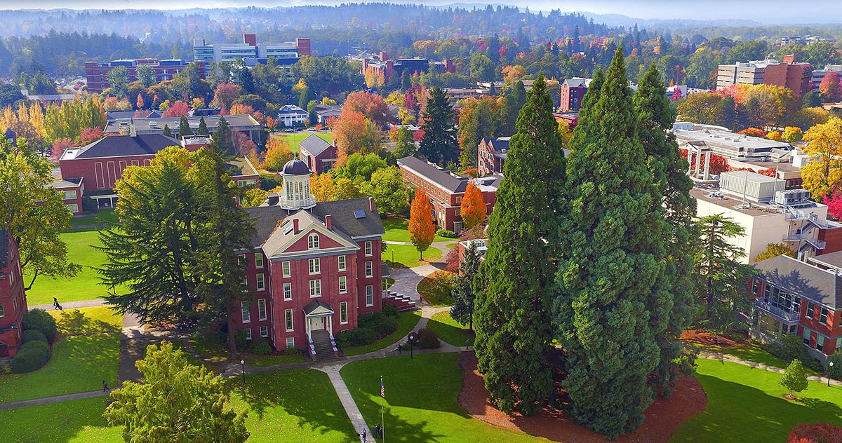 Coach_G_Magana's tweet photo. Check out our program and give us a follow:  @WillametteFB  #NCAAD3 #d3fb #PNW

Football Program: https://t.co/CxvO5bpTqa

About Our University: https://t.co/5XLRhrQk5O

Explore Salem, OR: 
https://t.co/8BneHKwxY7

Visit Willamette: https://t.co/gKnuSGb3ww https://t.co/WwnAUR81qr