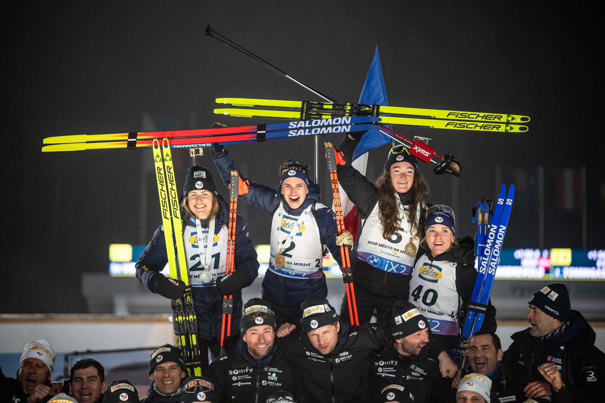 T R I O M P H E 
🥇🥈🥉