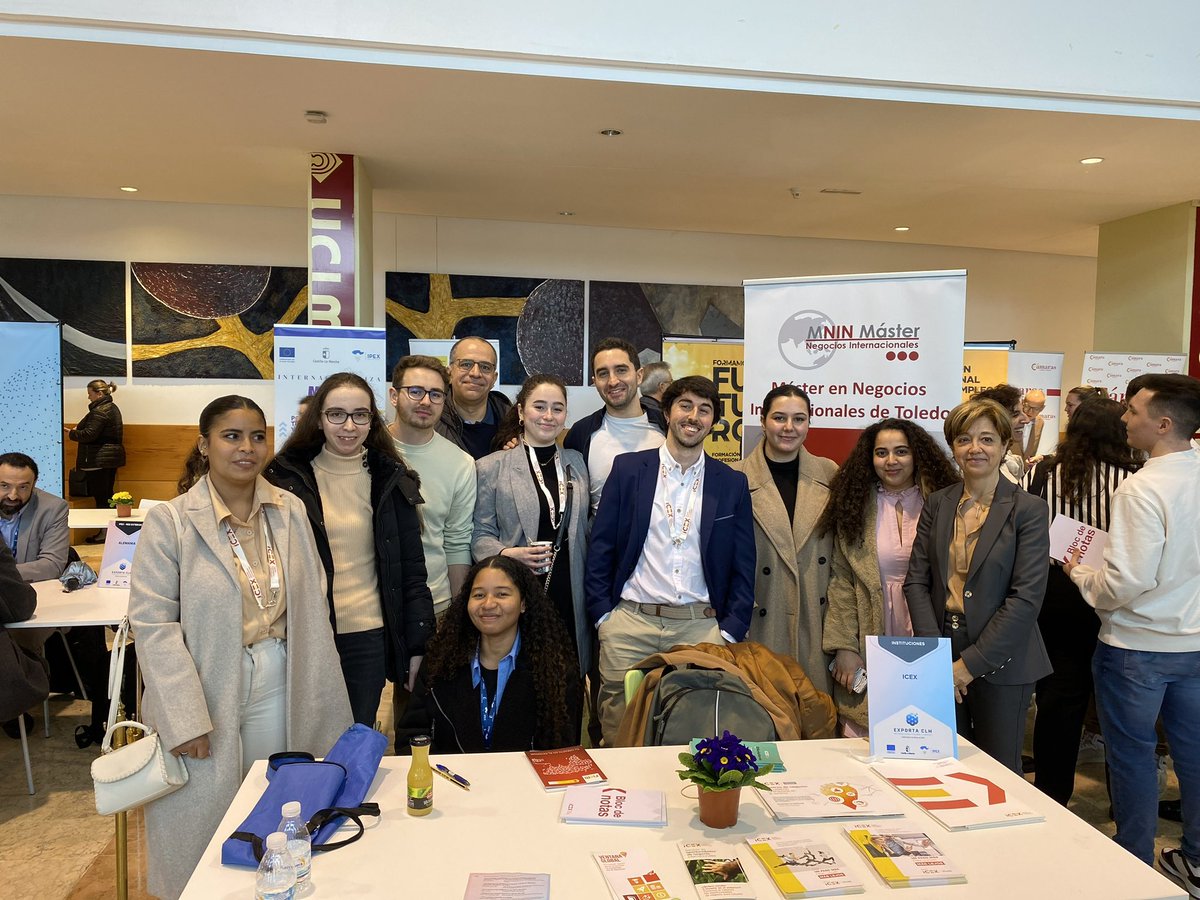 MNINToledo's tweet photo. Hoy los alumnos del @MNINToledo se han sumado al foro #ExportaCLM2024 en la facultad de Ciudad Real de @uclm_es, organizado por @Ipex_clm @gobjccm.

Han podido conocer mejor algunas de las oportunidades para empresas y jóvenes en el proceso de internacionalización👏🏻 @Catedra_CYDR https://t.co/115WWmZYo8