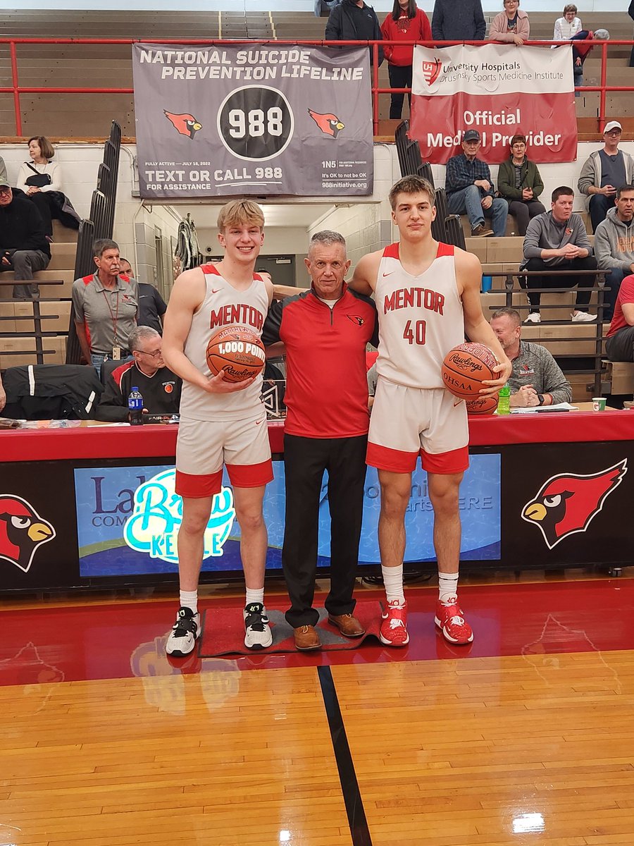 Congratulations to seniors Matt Biddell and Ian Iappolo who were presented basketballs comerating scoring 1000 points for their careers! #onceacard