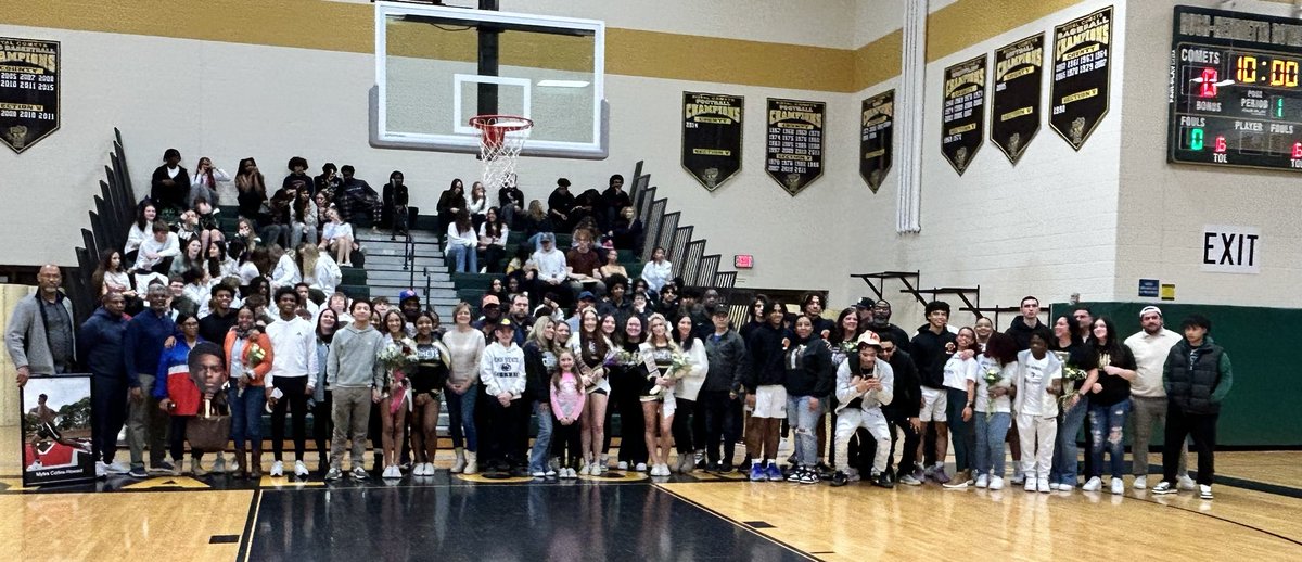 Senior night 2024! ⁦<a href="/RHBoysVarsityBB/">Rush Henrietta Boys Basketball</a>⁩