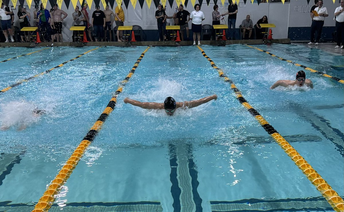 Cory Pham placed 1st in the 100 fly and is the automatic qualifier for Districts next weekend!