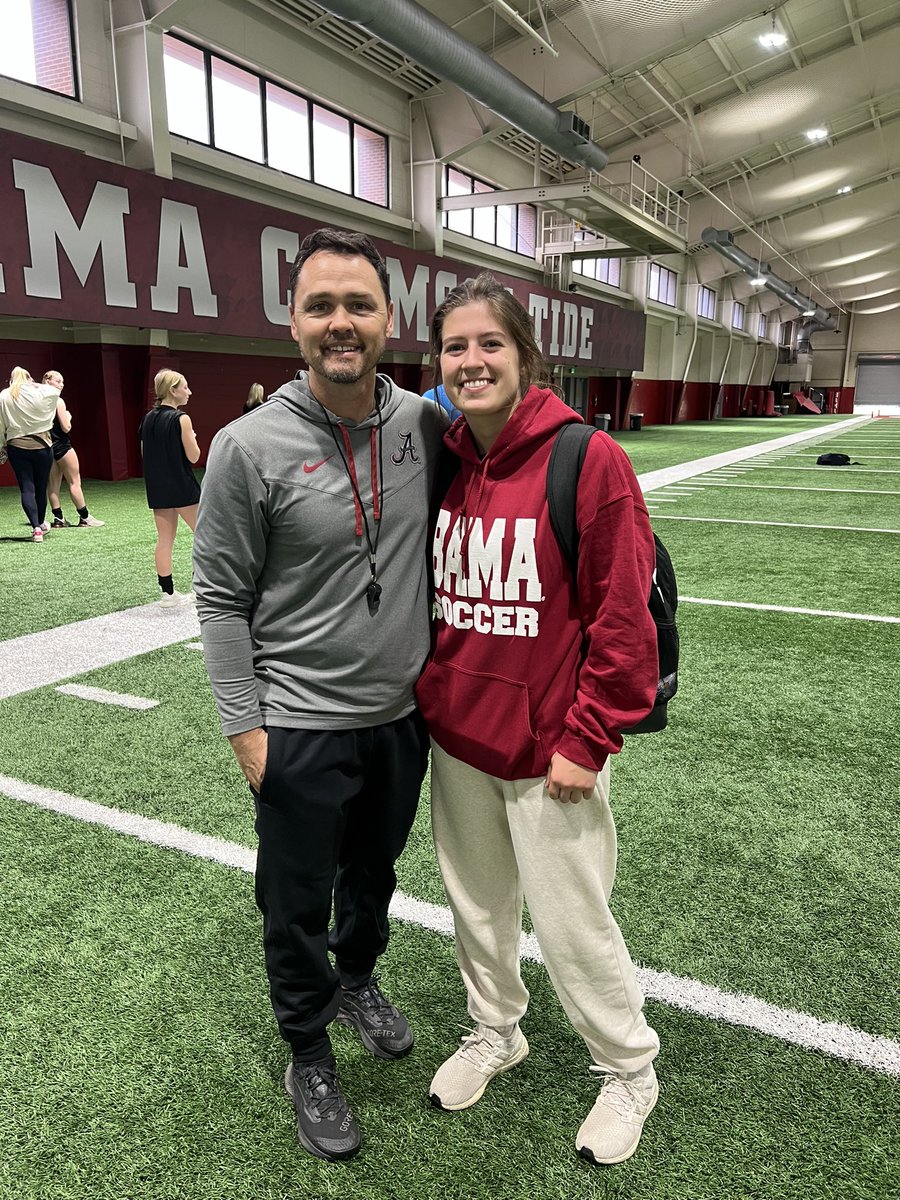 AnnaHartman_24's tweet photo. I had a great time last weekend at @AlabamaSoccer ID Camp, my team finished runner up in the 5v5 tourney! 🙌🏼 Thank you @UACoachHart, Coach Piserchio and Coach Roh - next stop Dallas! #RollTide #RohTide @EclipseSelectSC https://t.co/KbqdLjfiqe