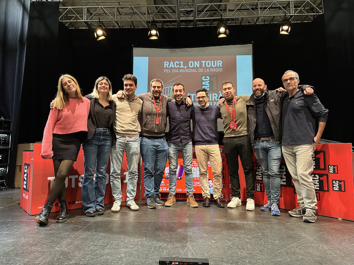 🎙️Des del Centre Cultural La Mercè de Girona, posem punt i final al #RAC1ontour amb el @nohoserac1 i el ‘Tu Diràs’ d’@EsportsRAC1 🤝🏼 @caixabank_cat i @DiputacioGirona, i @galletasbirba, @carlitcerdanya, @torronsvicens, @montseinteriors, @maset, @lassaig1901 @gosbi_official