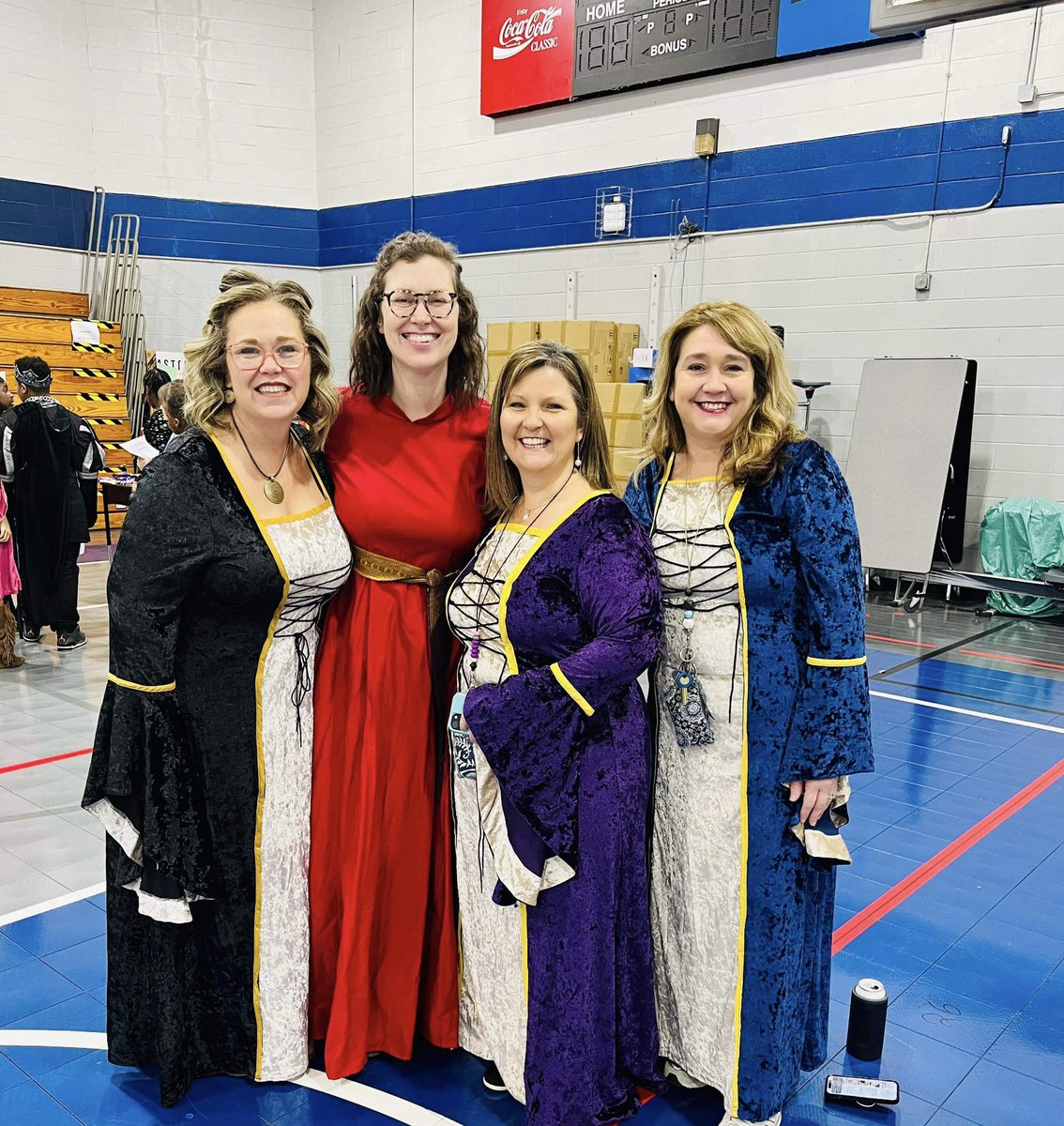 tpaynebama's tweet photo. Hats off to my 5th grade ELA team for putting together the 2024 5th grade Renaissance Faire.  👏🏼Wonderful job Mrs. Miles  @kmiles924 and Mrs. Hays! @ClayCougarCubs https://t.co/5wmgRgYvTz