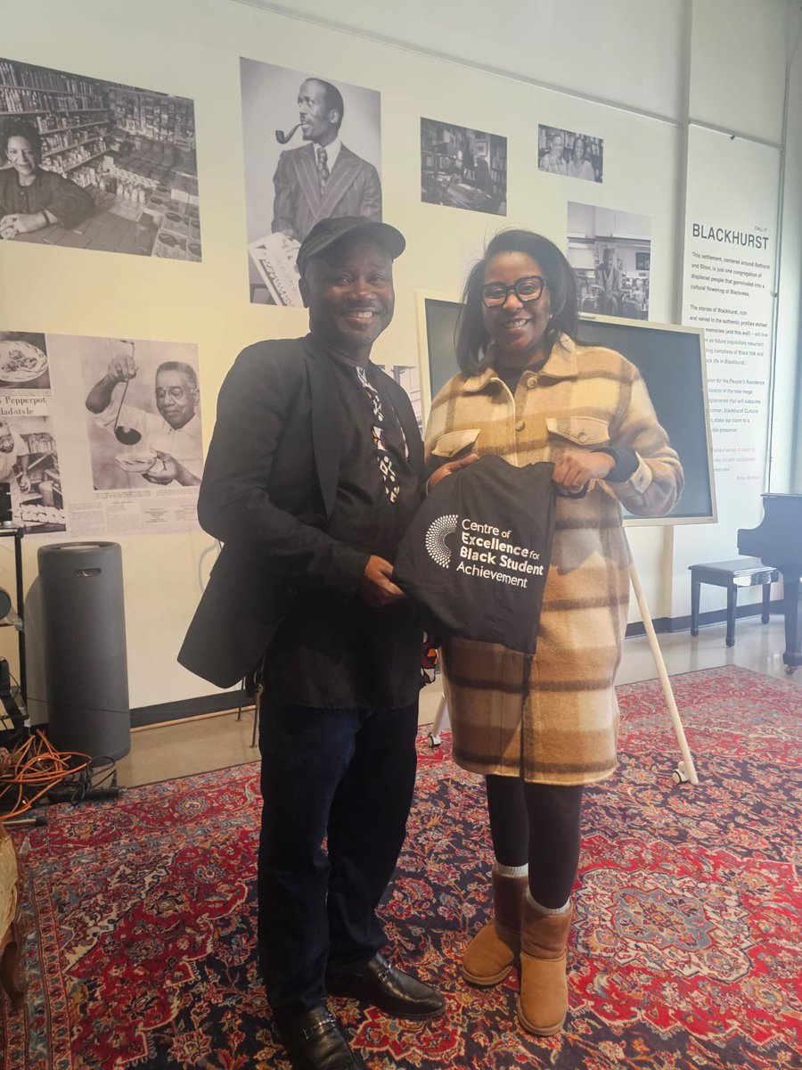 tdsb_cebsa's tweet photo. Great time at Blackhurst Cultural Centre. World Currencies workshop with Dr. Fuller shared the rich histories of the diaspora by examining currency as historical documents. A student said, Today was a great day… I learned so much of our history.

@ADFRNTBooklist @Blkmoneyexhibit https://t.co/1JPbKdqbTm