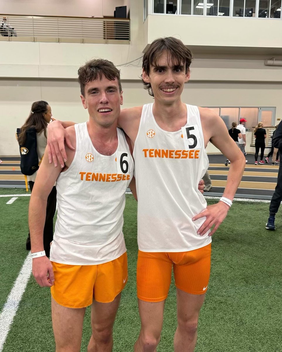 HISTORY IN NASHVILLE ‼️

Dalton Hengst and Jacob Lewis become the first Vols in program history to break the 4-minute barrier in the mile! 🙌

Hengst — 3:59.71
Lewis — 3:59.83

#GBO 🍊⏱️