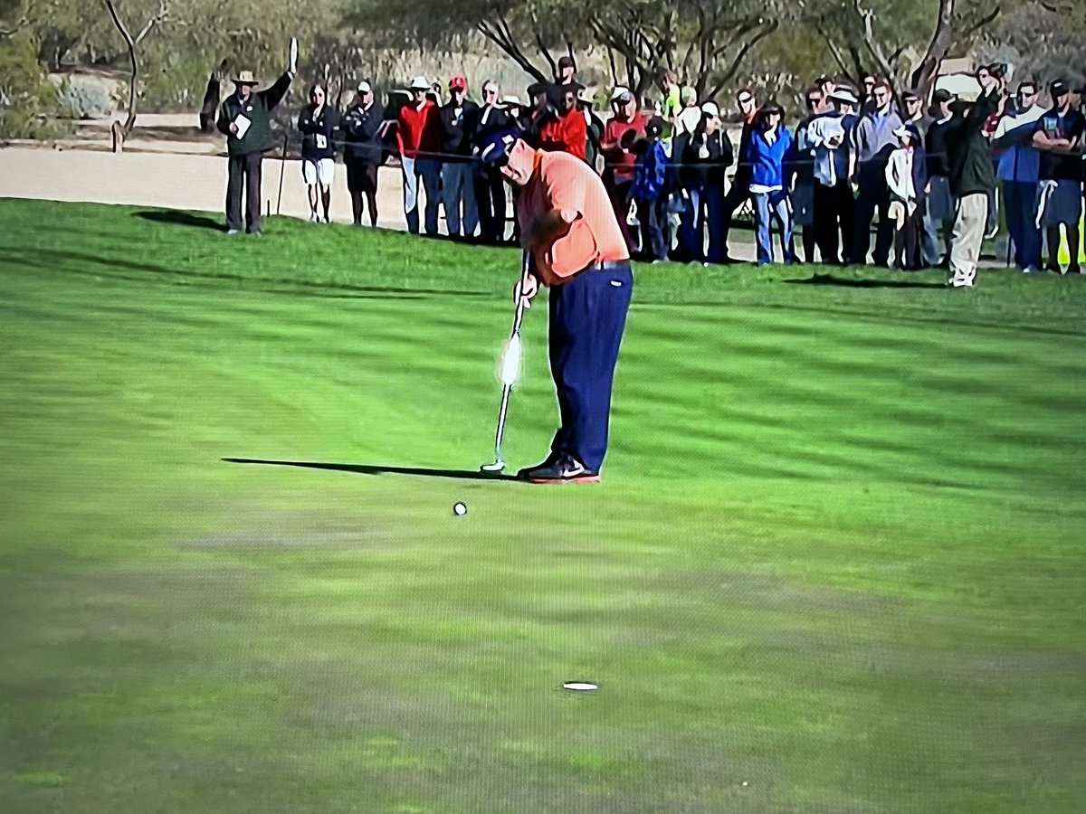 CPowers14's tweet photo. First you go left hand low

Then you go claw 

Then you go belly putter 

Then you say fuck it. I’m switching sides. https://t.co/ChjXTlb1X5