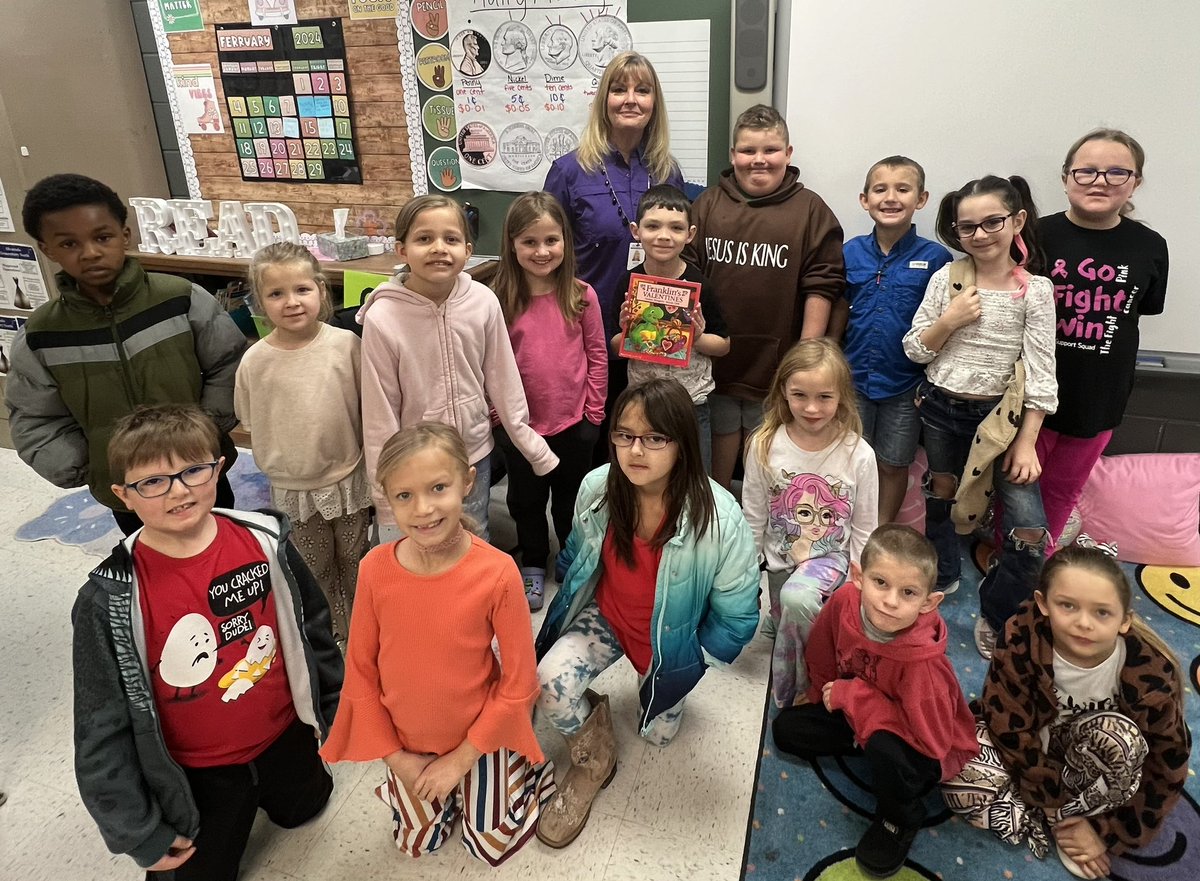 I had the privilege of reading to Ms. Douglas’ class at Alvarado Elementary North today for “Indian Reading Friend” day! #AlvaradoReads <a href="/AlvaradoNorth/">Alvarado Elementary North</a>