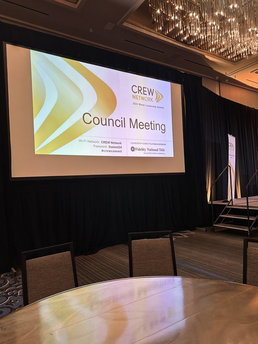 traciefrazier's tweet photo. It’s been an incredibly rewarding week in Fort Worth with @CREW_Network and powerful to see the representation from @CREWDALLAS 🫶 Looking forward to seeing everyone again at the next #crewsummit in June! https://t.co/toEB2z2jYa