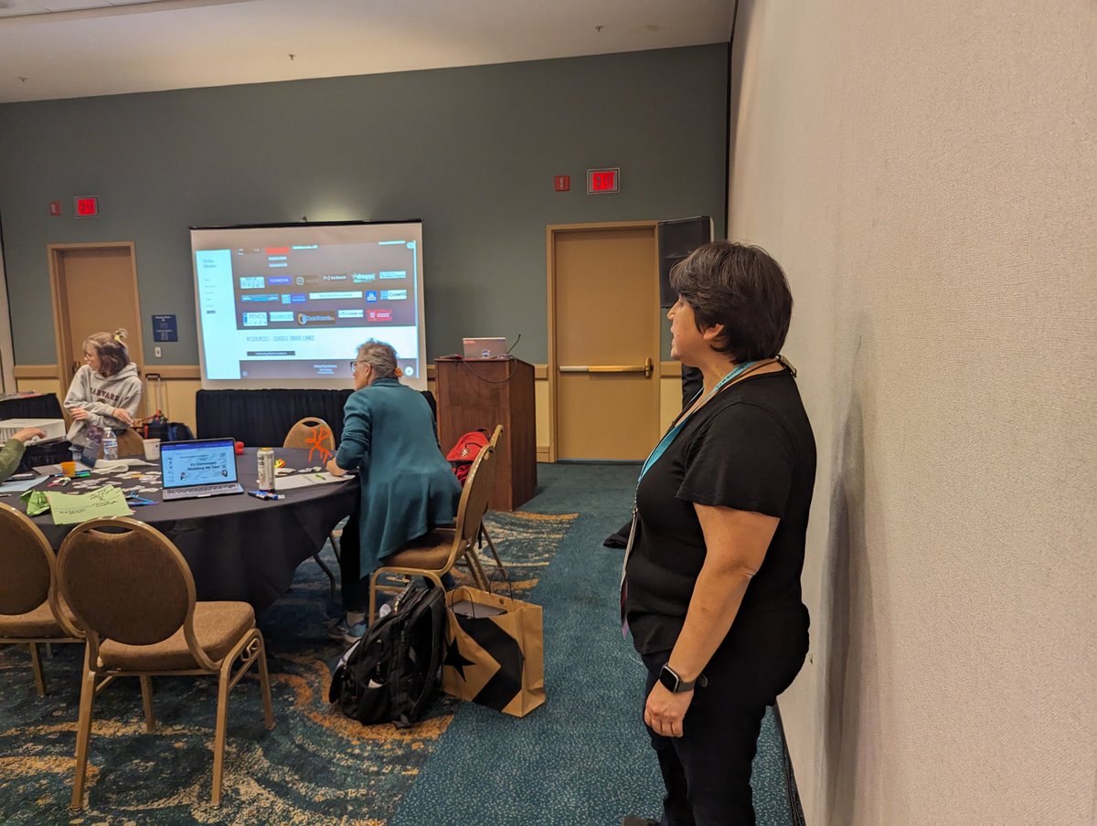 Tulare County educators @kpoloka (Woodlake) and @ReyRivSci (Dinuba) rocked their It's Elementary Modeling My Dear session at the #STEAMSymposium 
#tularecoe #cvtechtalk #somoscue