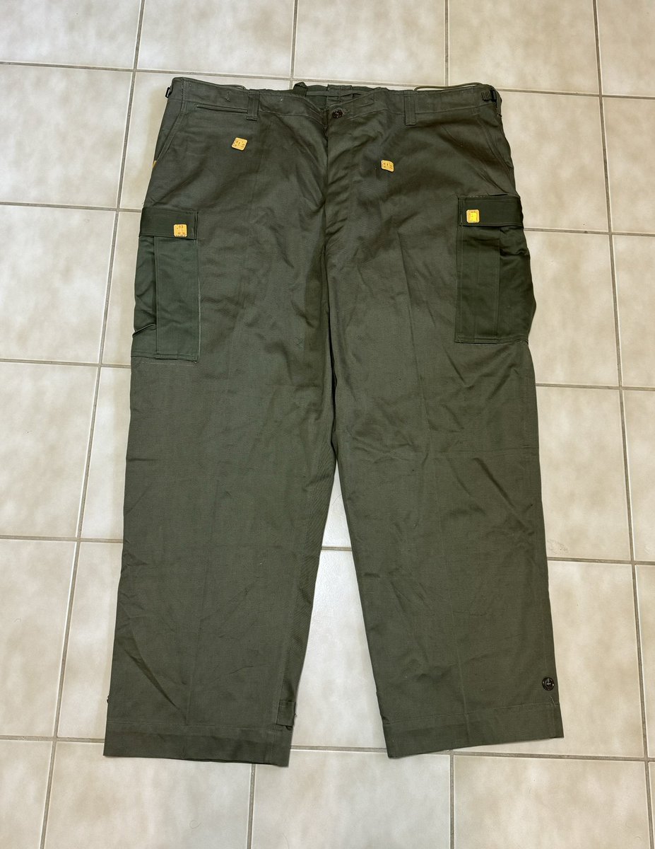 aronstardust's tweet image. 50s M51 Korean War Display Pants Tagged 50/32
Hand Stitched Chain Stitching.
5 Hours Later… 👩🏼🎤⚡️🌟➕™️
#M51
#Truieeeeeee
#WorldWarPeace