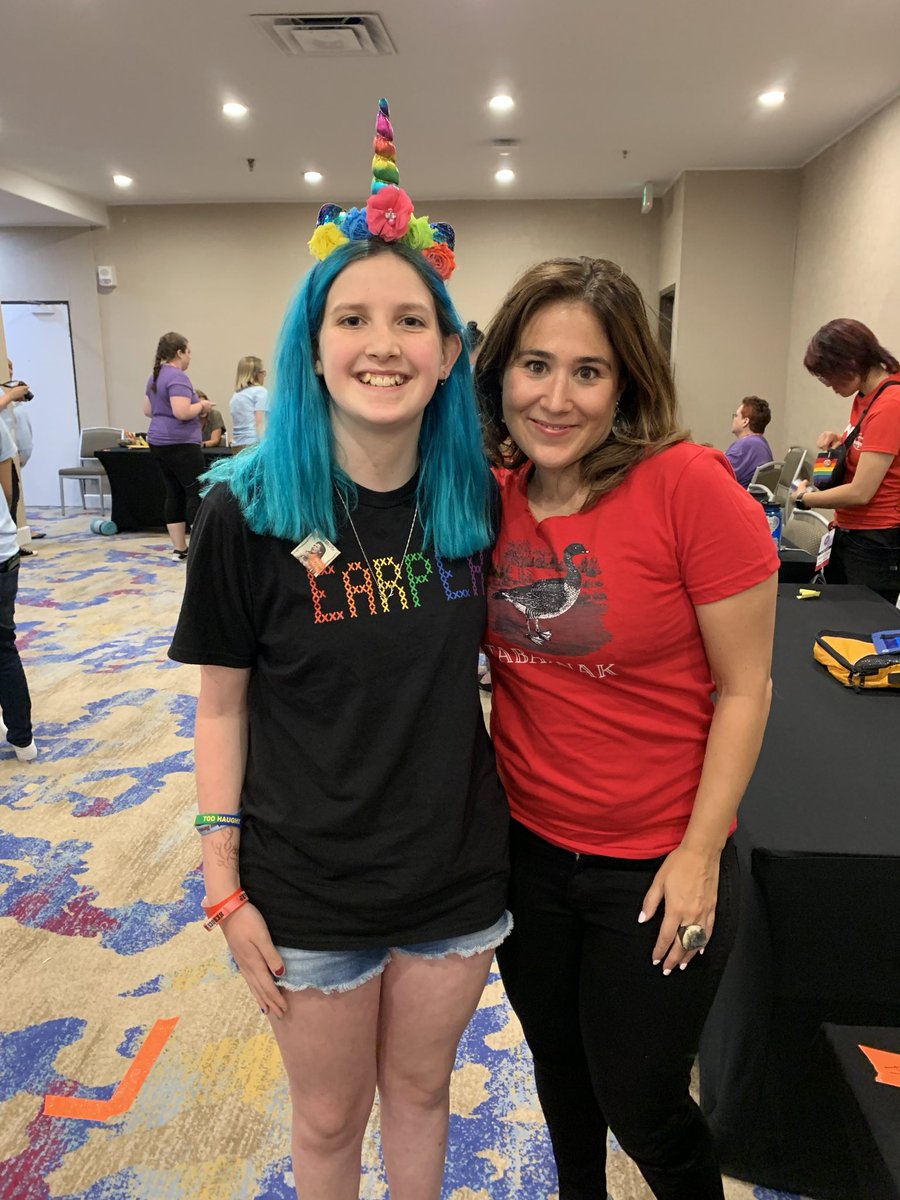 fandomclexa's tweet photo. happy birthday to the lovely &amp; amazing @emtothea! thank you for everything you’ve done for us earpers! words can not describe how grateful i am! i hope you are having the best birthday ever!

#ThankYouEmily #Fandras #E4L https://t.co/tuI9oCGM2l