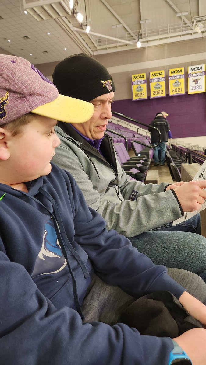BobblinMavs's tweet photo. Thanks to @TJradio for showing the Little Bobbler around the announcing box tonight and sitting with us at the hockey game. https://t.co/Q8HfXEk57J