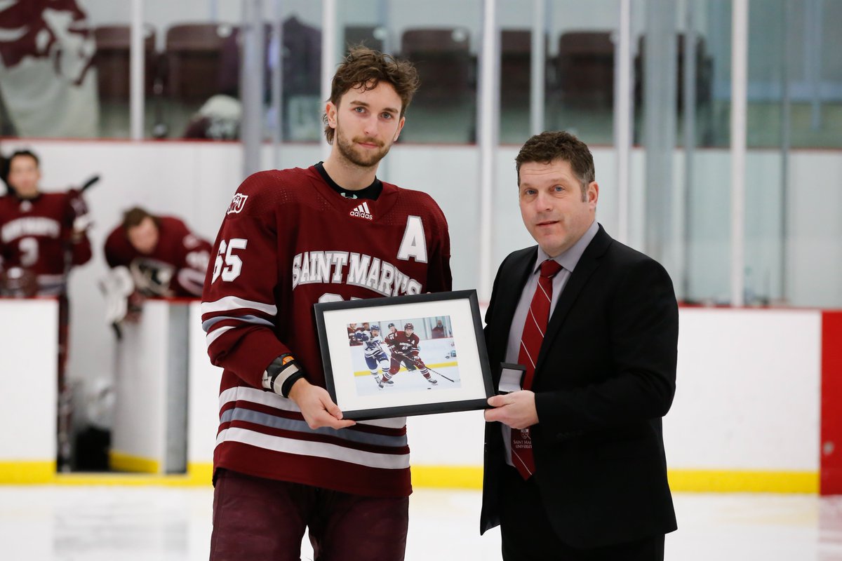 Saint Mary’s Huskies tweet media