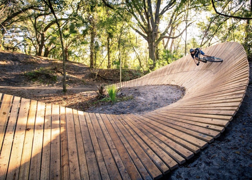 ChrisHounchell's tweet image. Did you know that the Alafia Mountain Bike Trails are only a 40 minute drive from Tampa? 🚲 #BikeFlorida #FloridaStateParks

alafiatrails.com