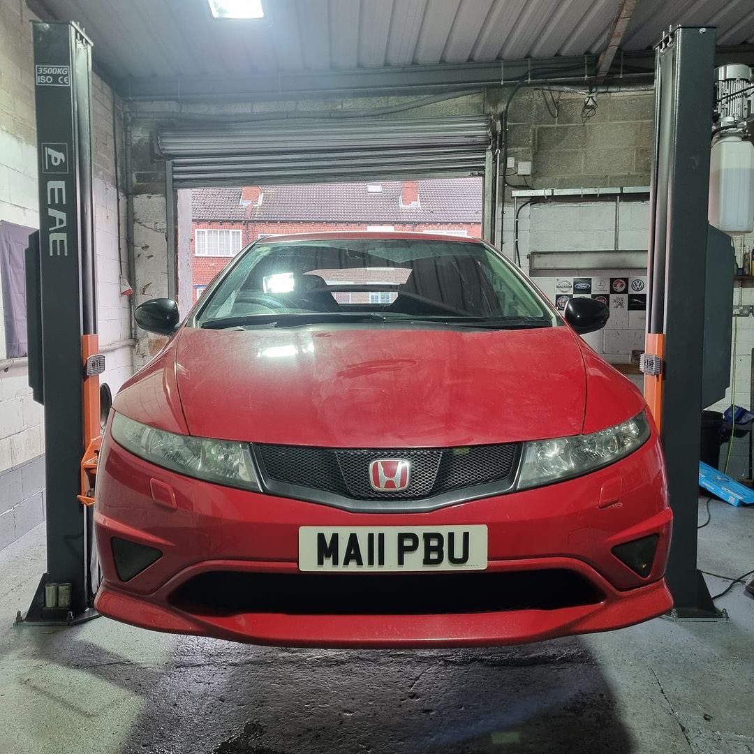 powerflexbushes's tweet photo. @powerflexbushes It's a double dose of Honda Civic FN2's in at Bay2 Auto Customs @bay2autocustoms for some Powerflex replacement rear beam axle bushes 💜

#powerflex #powerflexbushes #getbushed #feelthedifference https://t.co/ieI8tiLBzu