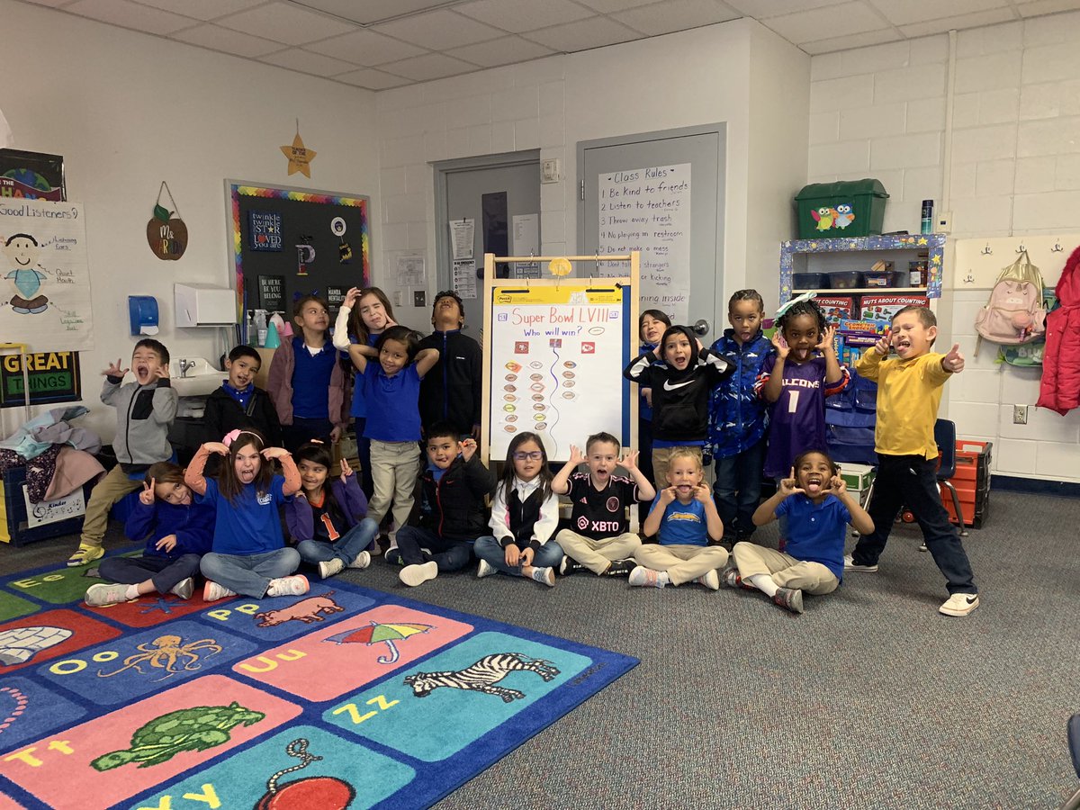 AParada_LCES's tweet photo. Our Super Bowl predictions are in! This class is definitely supporting their teachers team! ❤️ #NinersVSChiefs #49ersFaithful #FTTB https://t.co/Smvk8Unodr