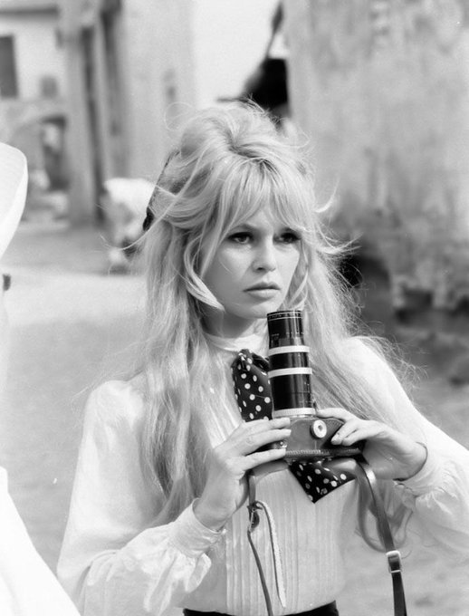 BRGITTE BARDOT - Página 4 GF7DLDOXQAIVB1_?format=jpg&name=small