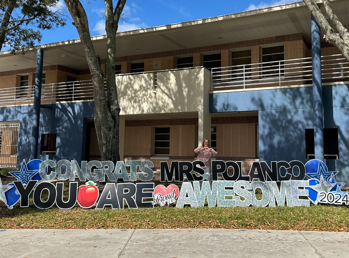 andrea_polancan's tweet photo. OMS is such a special part of my life. So many amazing teachers and students have walked into my life here! Many I am still connected with. So proud to be a Bulldog and a CCPS teacher! 🐾💙 #CCPSPROUD #OMSPROUD https://t.co/MsPVx6Svbo
