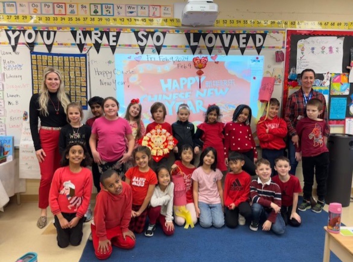 Lukes_Lightning's tweet photo. Happy Chinese New Year from our Grade 2s! https://t.co/XNAQvMxgJX