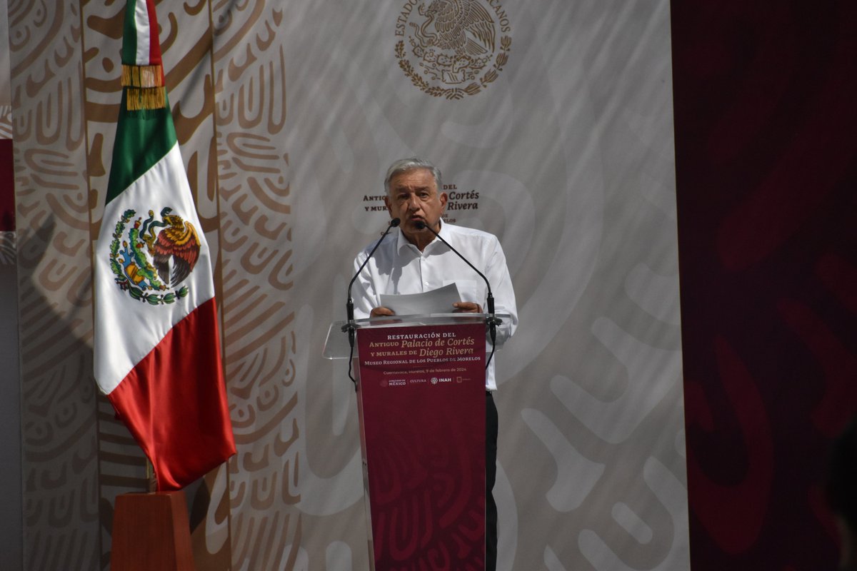 América Jiménez acompañó al Gobernador  Cuauhtémoc Blanco Bravo, al evento que se realizó con motivo de la “RESTAURACIÓN DEL MUSEO REGIONAL DE LOS PUEBLOS DE MORELOS Y MURALES DE DIEGO RIVERA” (ANTIGUO PALACIO DE CORTÉS), mismo que fue presidido por  Andrés Manuel López Obrador.