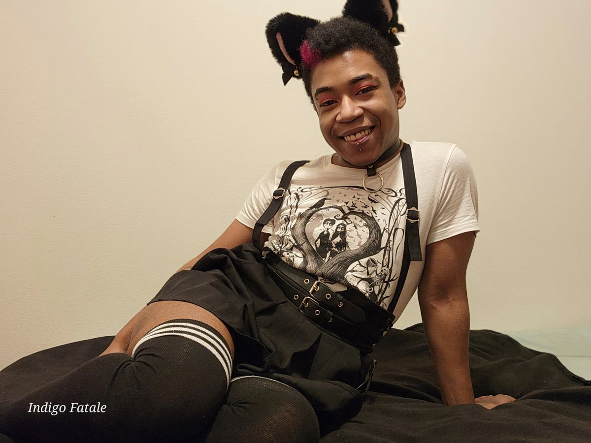 indigofatale's tweet photo. femboys 🤝🏿 catboys https://t.co/ZFIkLBz8F1