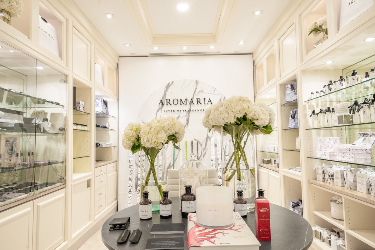 Aromaria_'s tweet photo. AROMARIA'S FIRST MIAMI POP-UP: DISCOVER THE MAGIC AT FOUR SEASONS!

We are thrilled to announce the opening of Aromaria's inaugural pop-up at the prestigious Four Seasons in Miami! This significant milestone marks a giant leap forward for us, and we couldn't be more excited! https://t.co/Q8V7PnoRZm