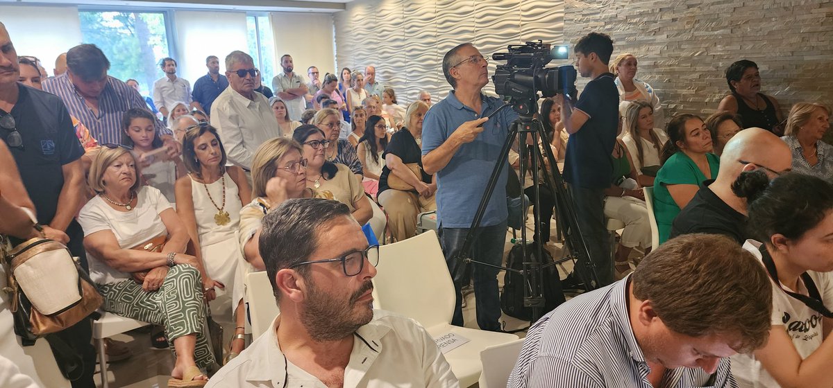 mfernandez33's tweet photo. En la ciudad de Trinidad junto a @Valeriaripoll3 acompañamos desde @dcentrouy la presentación de #UruguayParaAdelante y la candidatura de @AlvaroDelgadoUy https://t.co/A1OyyDXQGH