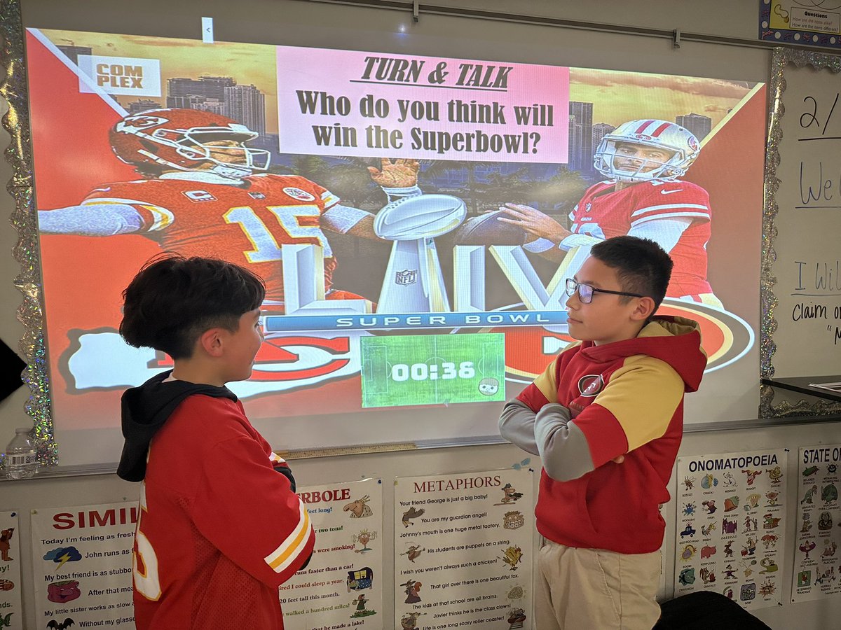 Who will win the SuperBowl? 🏆🏈 For #FSGPT today opposing sides must back up their claim with evidence!  #Argumentative #TeamSISD <a href="/SRMS_Generals/">Janet Carrillo</a> <a href="/ICastillo_SRMS/">Ileana Castillo</a> @ENFlores_SRMS <a href="/SocorroISD/">Socorro ISD</a> <a href="/SuperBowl/">Super Bowl</a> <a href="/Chiefs/">Kansas City Chiefs</a> <a href="/49ers/">San Francisco 49ers</a>