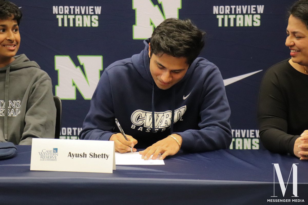 NHSMessenger's tweet photo. Yesterday, Will Gavin, Sydney Mulford, and Ayush Shetty officially signed. Gavin signed to the University of Georgia for swim, Mulford signed to the University of St. Thomas for swim, and Shetty signed to Case Western Reserve University for baseball. 
Photos by Sonya Pandya. https://t.co/4rvdwrqmBI