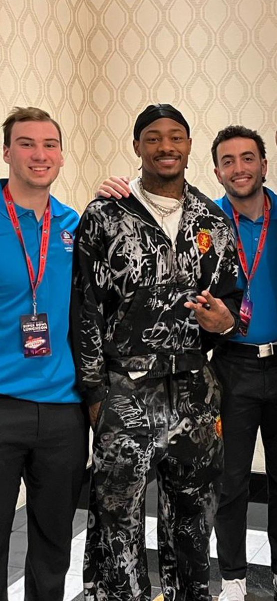 Let’s check in on our boys in Vegas shall we? #SuperBowl #ChasingGreatness