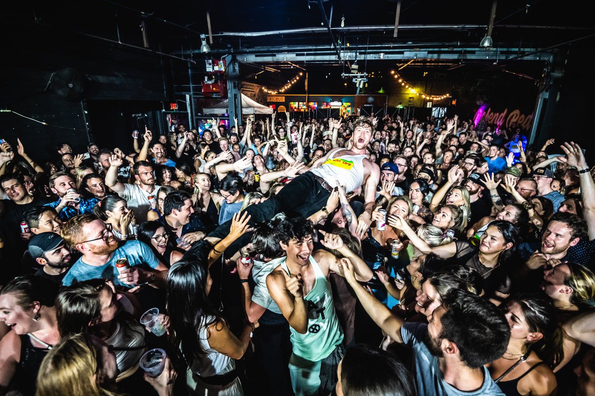 TheMarcSM's tweet photo. 🌟TONIGHT🌟
Our beloved @YallOutBoyATX ❤️‍🔥 coming to The Marc tonight! 🧚🏻‍♀️💥
Doors open at 8pm, tickets still on sale in our bio ‼️🎟️ https://t.co/BiF78cjdVz