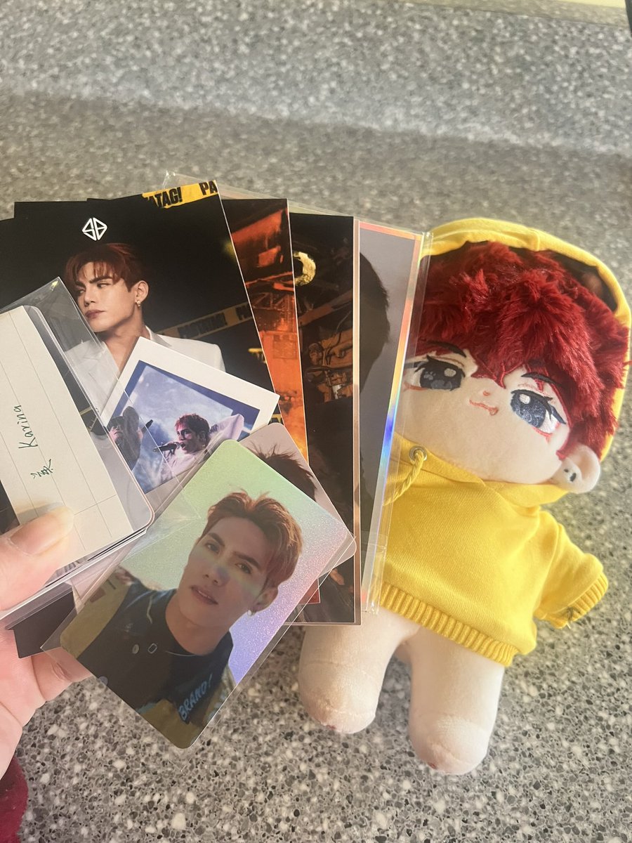 karinakatorogi's tweet photo. OMG… JT!!! @Caesar_0319 Thank you sooooo much for these! 🥹 the best New Year gift ever! My A’tin Berry heart is full. ❤️🍓 
Please thank Maggie for sending them to me… my presents for you are also on the way. 😘 @xiaotan65241202

@stellajero_ @SB19Official #SB19_STELL #SB19 https://t.co/4d0EqJmCRh