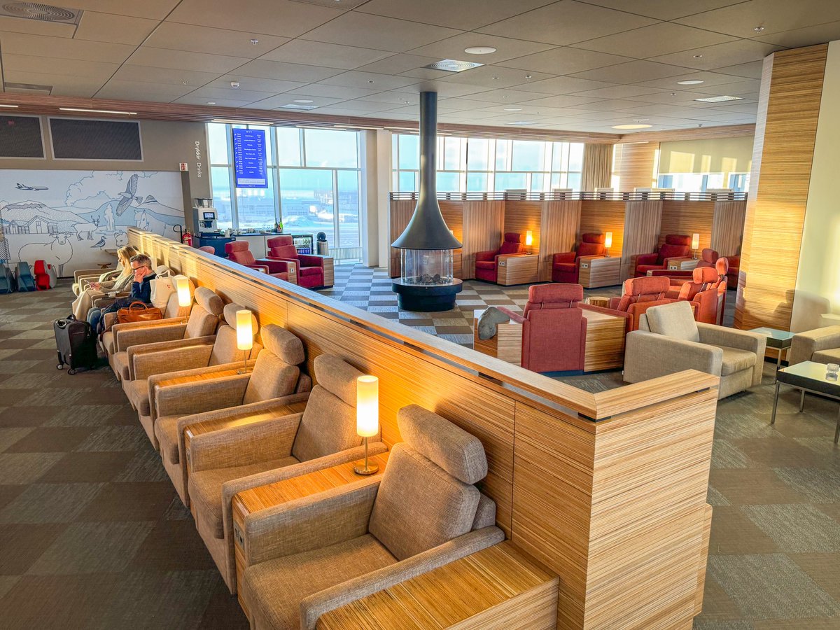 David from Simply Aviation tweet media