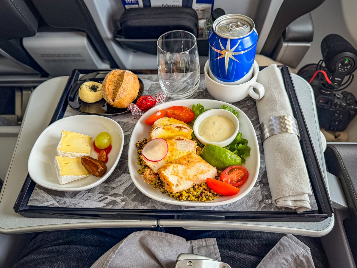 David from Simply Aviation tweet media