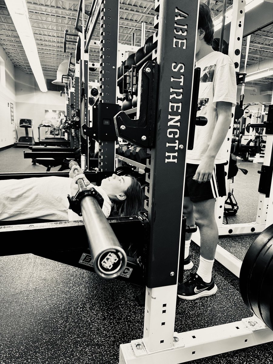 KiteDkite's tweet photo. Dedication to the cause! Once again these lads are here again to get a little better in the off season! Every visit into this room is an opportunity for gains! Great job to the lads that attended tonight! Go Abes! 👊💜⚽️💪 https://t.co/XtwMOerQRa