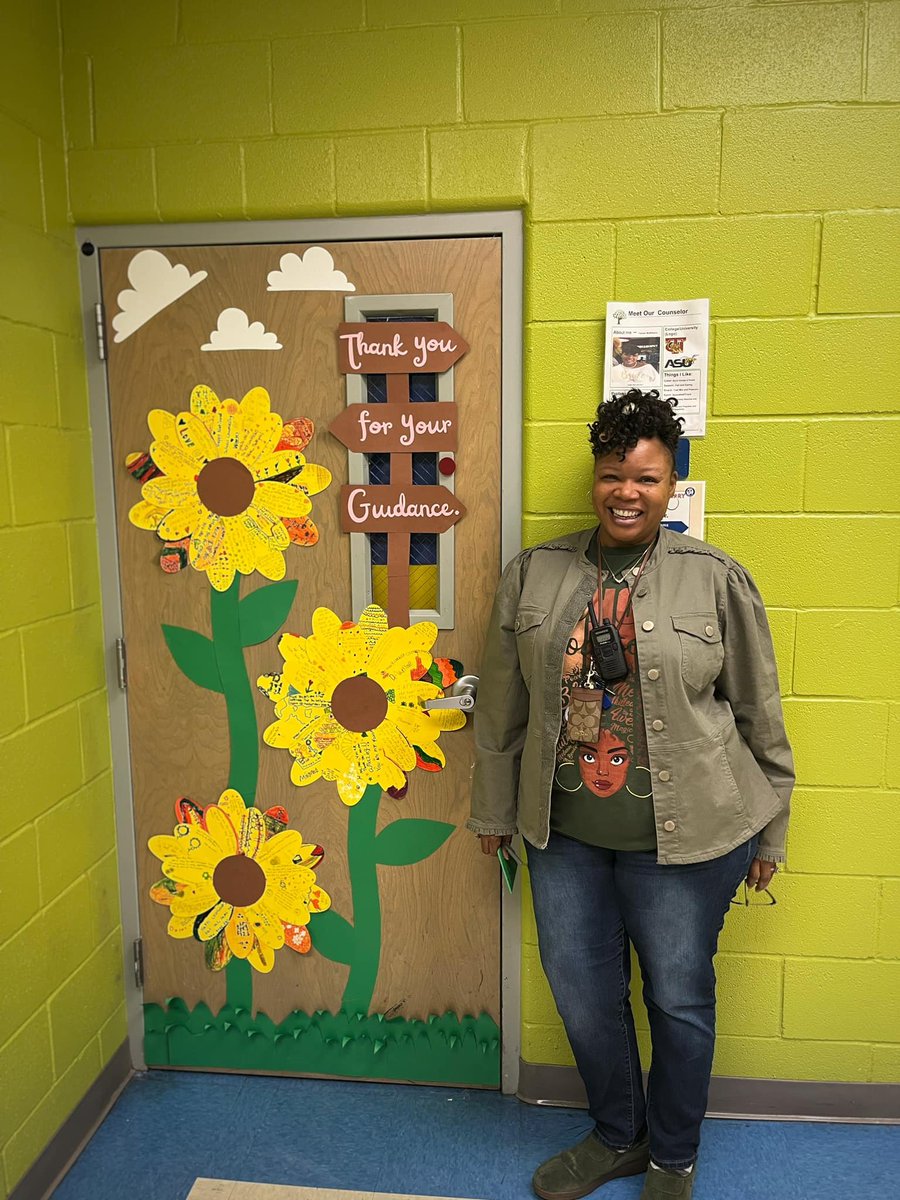 We want to give Mrs.McWilliams one last big THANK YOU, as we wrap up our National School Counseling Week! 💙🐾Mrs.McWilliams door was beautifully decorated with flowers and petals that our scholars wrote thoughtful messages on. 🌻🌻#NSCW24