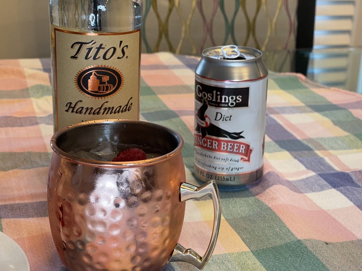 ucfoodietv's tweet photo. Super Sunday Preps: Both teams wear red so let's make the Raspberry Mule https://t.co/dJKISnRZf5 #RaspberryMule #Super Bowl #travel #food #wine #mixology #golf #UndercoverJetsetter #JohnDaly #SusanAnzalone #TravelLikeALocal #shotOniPhone #offbeatenpath #stayathome #Recipes https://t.co/tuxKkkFTWH