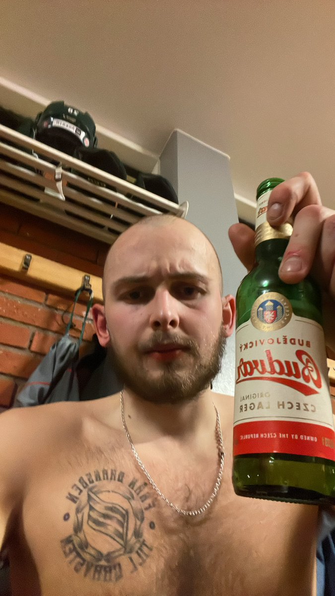 Lucasselling28's tweet photo. Behöver jag ens säga något? Ni är fan sjuka i huvet. Det här var eran vinst idag, tack som fan för stödet!!🤩🤩🪖 https://t.co/tABhkl7SeA