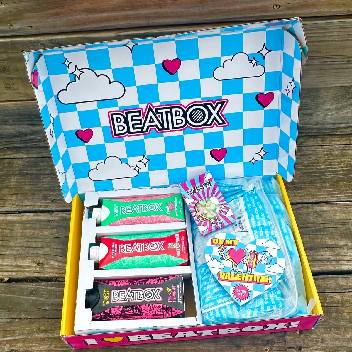 You make our box beat 💕

RT &amp; tag your friends in the comments we’ll hook 150 of you up with these BeatBox Valentine’s gifting boxes 💌