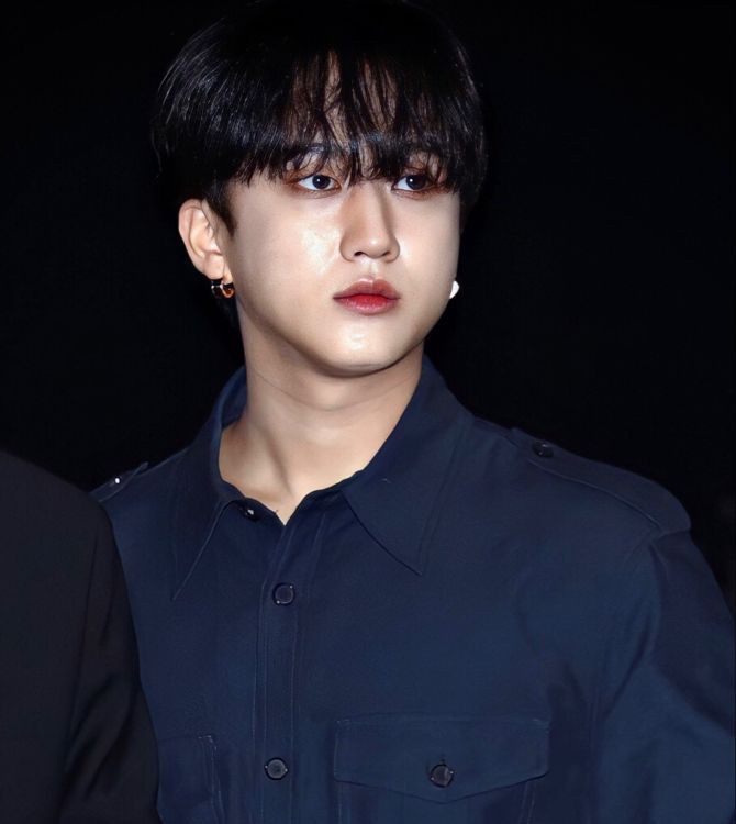 seodoodle's tweet photo. Hilo de Changbin y los botones de sus camisas 👔 https://t.co/RMzWB1wgdR