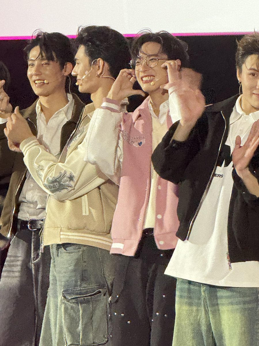 pui_ngo's tweet photo. ❤️

#PitBabeTheSeries #PitbabeTheLastRace
#PitBabeFinalEP
#poohpavel #pavelpooh #ppoohkt #pavelphoom
#pitbabetheseries https://t.co/niQzQFz6xF