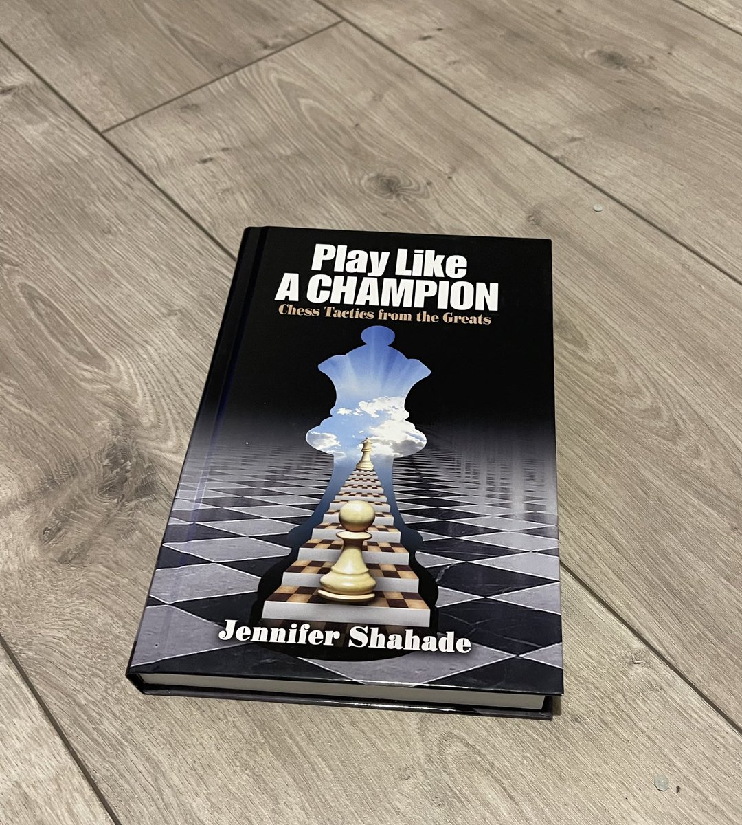 @JenShahade Play Like a Champion has arrived. Thank you 🙏 Jen. The book is a candidate for chess book of the year.
@MongoosePress @USChess @ecfchess @ChessAndBridge #chesspunks #chess #BookoftheYear