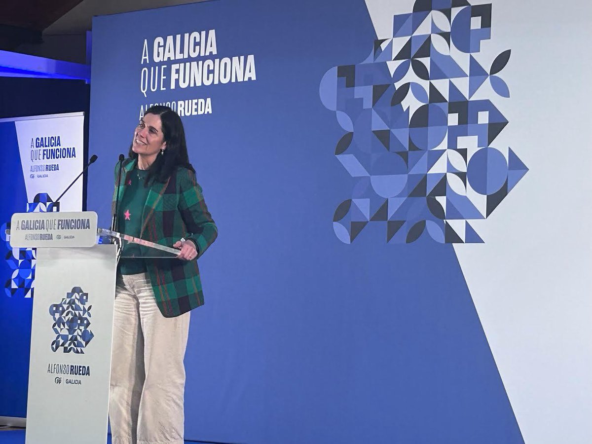 paulapra2's tweet photo. En Poio tamén saben de gobernos estables e con sentidiño.

Nin socialistas nin independentistas representan á maioría dos galegos, que tan só queren a estabilidade e as medidas realistas e serias da xestión de @AlfonsoRuedaGal.

#GaliciaFunciona https://t.co/qgjO7bcxpz