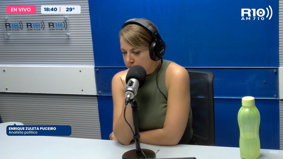 👉 #DeVuelta | 🎙️🗣️ @paumarussich en comunicación con el analista político Enrique Zuleta Puceiro 📲 radio10.com.ar