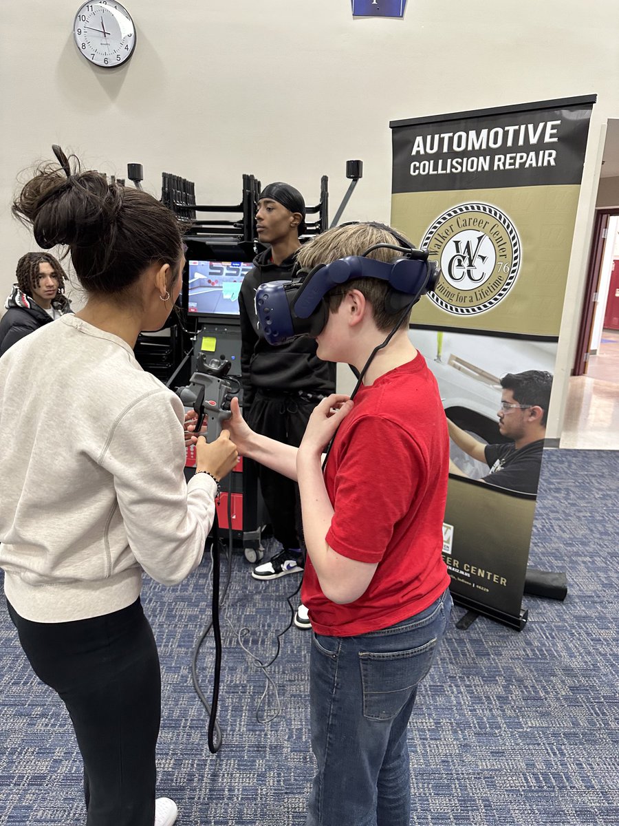 ⁦<a href="/RaymondParkIMS/">John Kleine</a>⁩ students exploring the CTE programs ⁦<a href="/WCC_Warren/">Walker Career Center</a>⁩ Walker Career Center So.Many.Possibilities! #WarrenWill explore and experience CTE